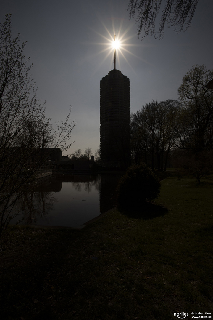 Hotelturm Silhouette