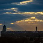 Hotelturm und Ulrich mit Wolkenstimmung