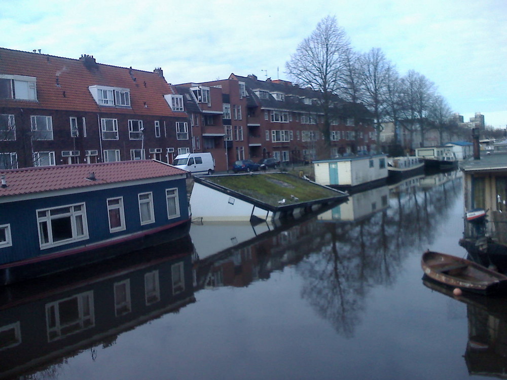 house in the water