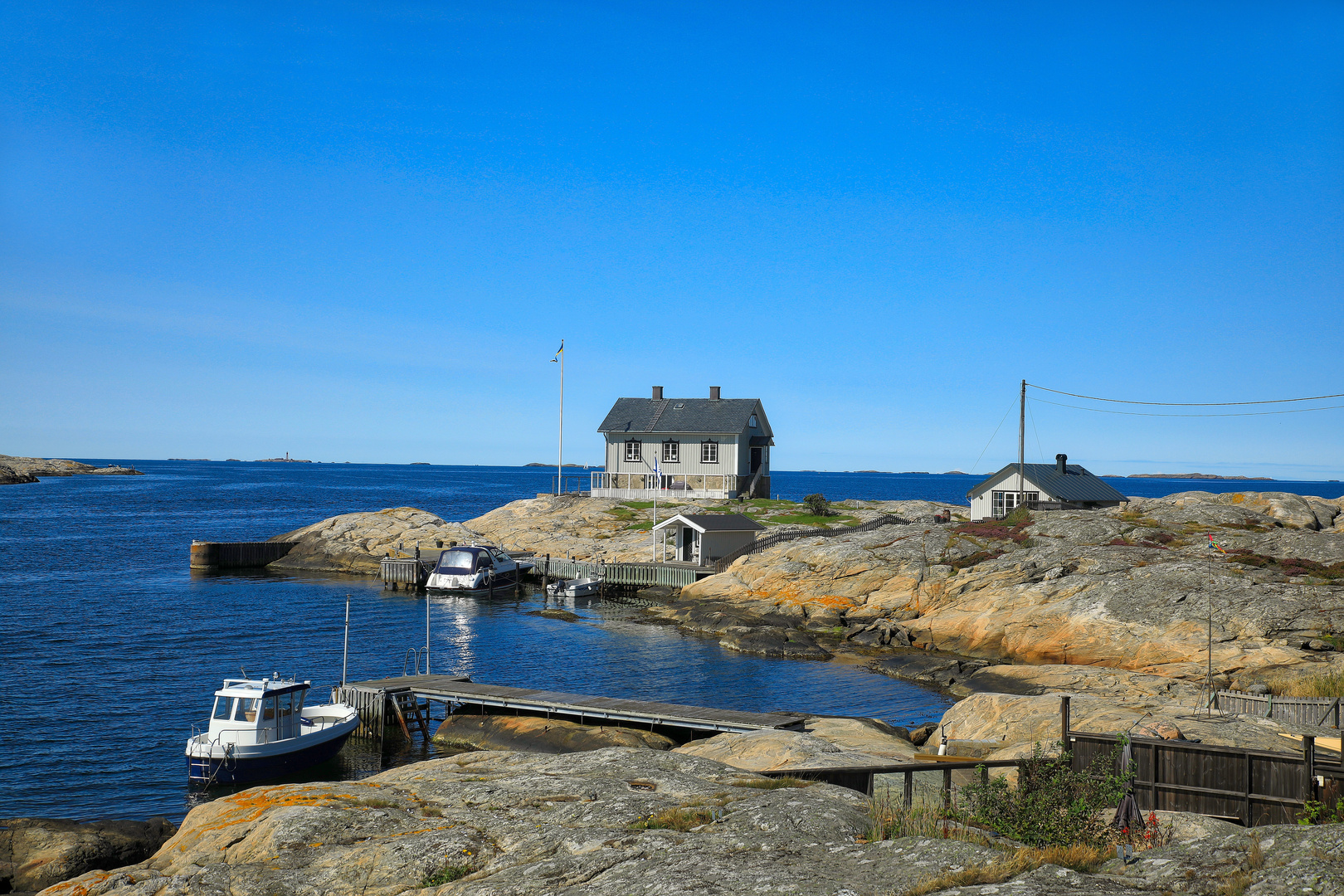 House On The Cliffs