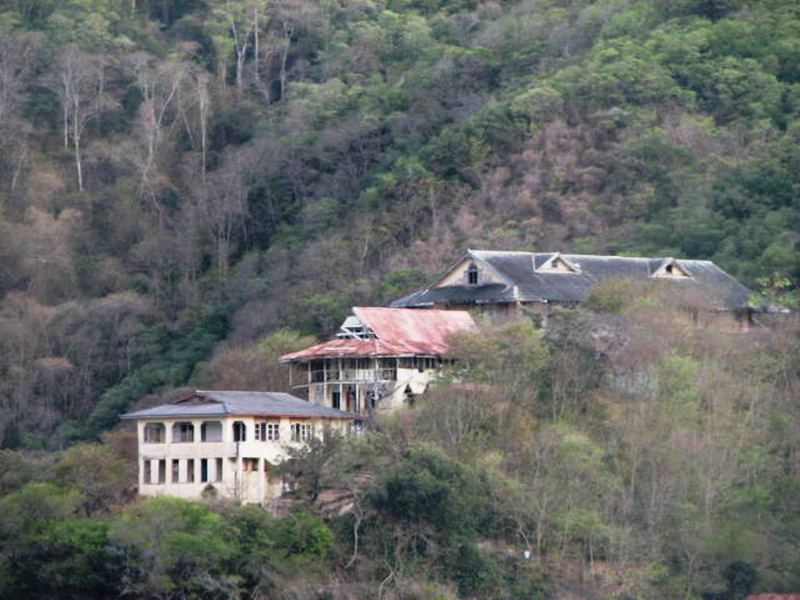 House on the Hills