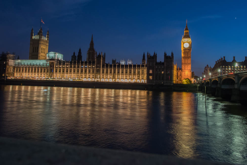 Houses of Parliament bei Nacht