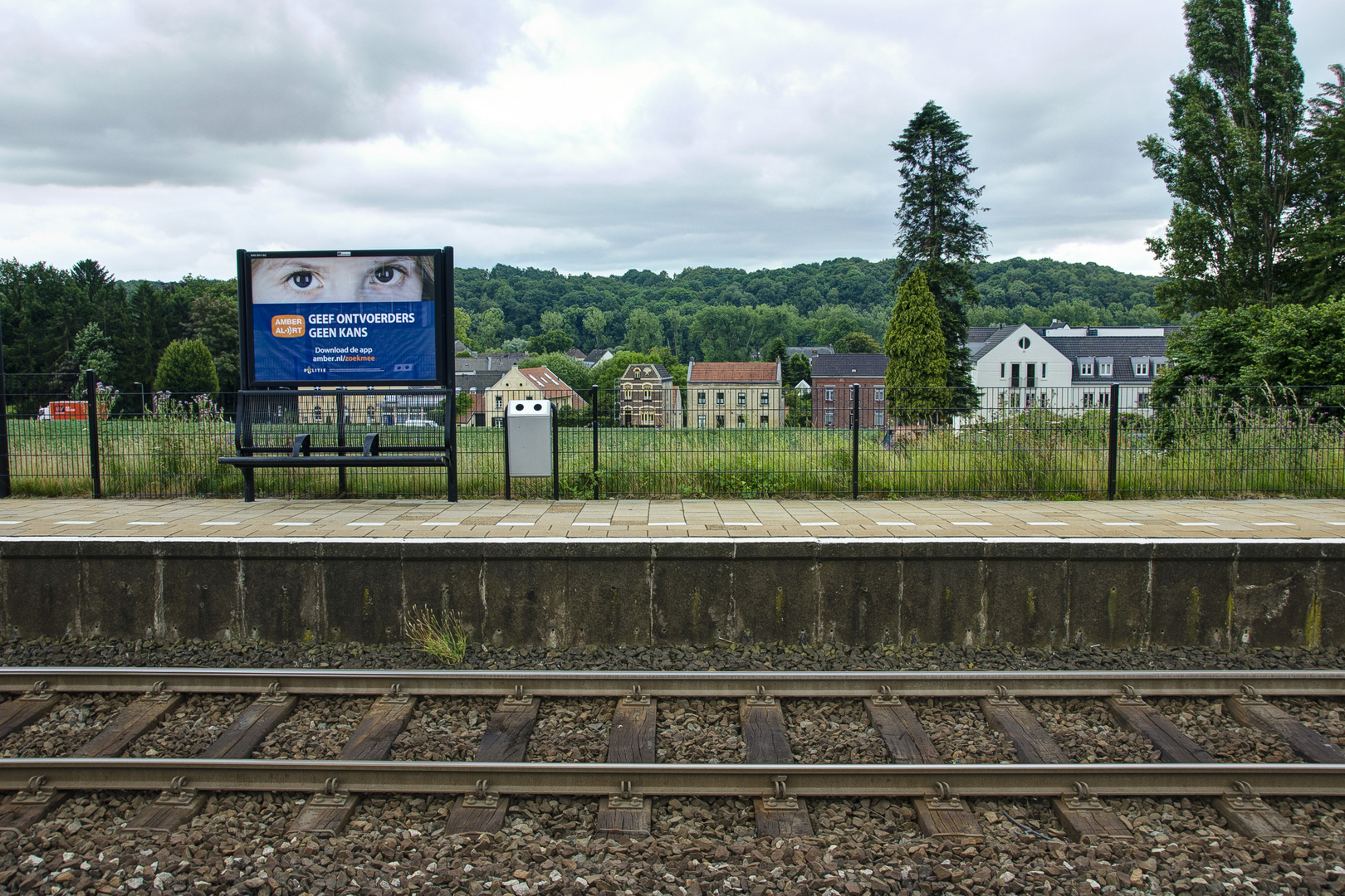 Houthem - Railway Station - 02