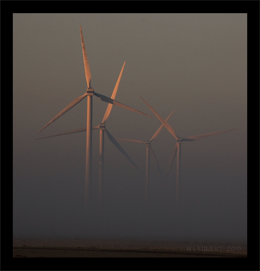 Hovering Windmills