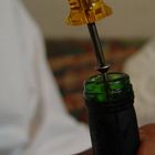 how to open a bottle of wine / egyptian style