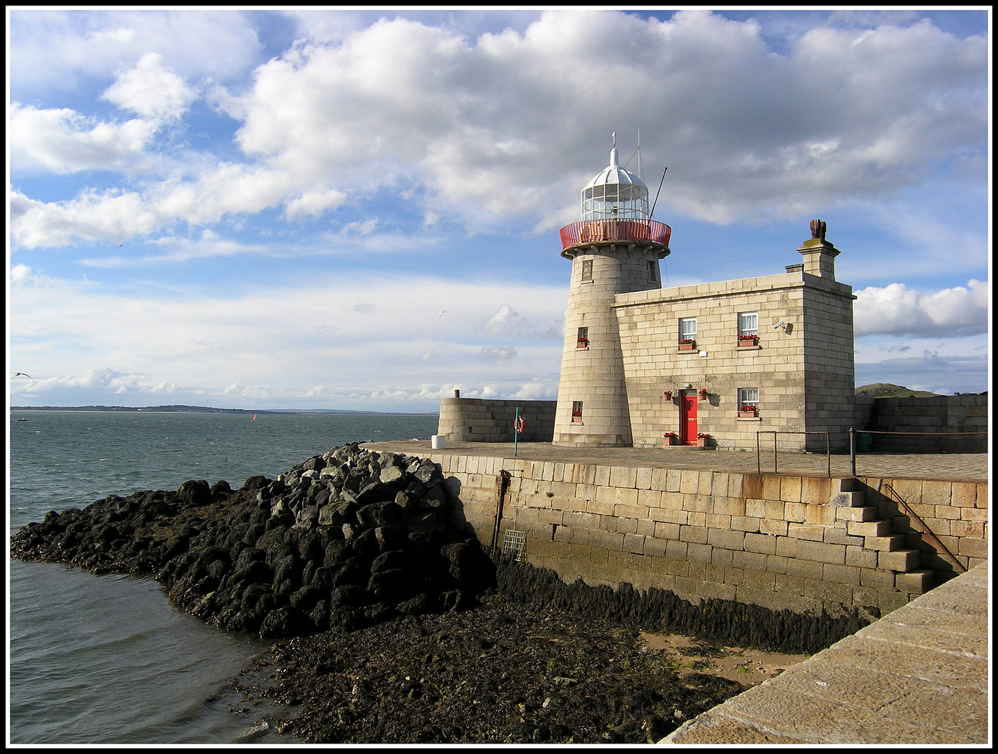 Howth Harbour Lighthouse