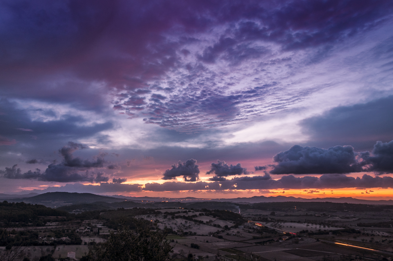 Hoy...al amanecer.