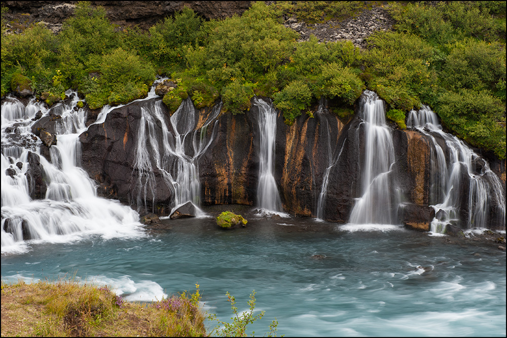 [ Hraunfossar ]