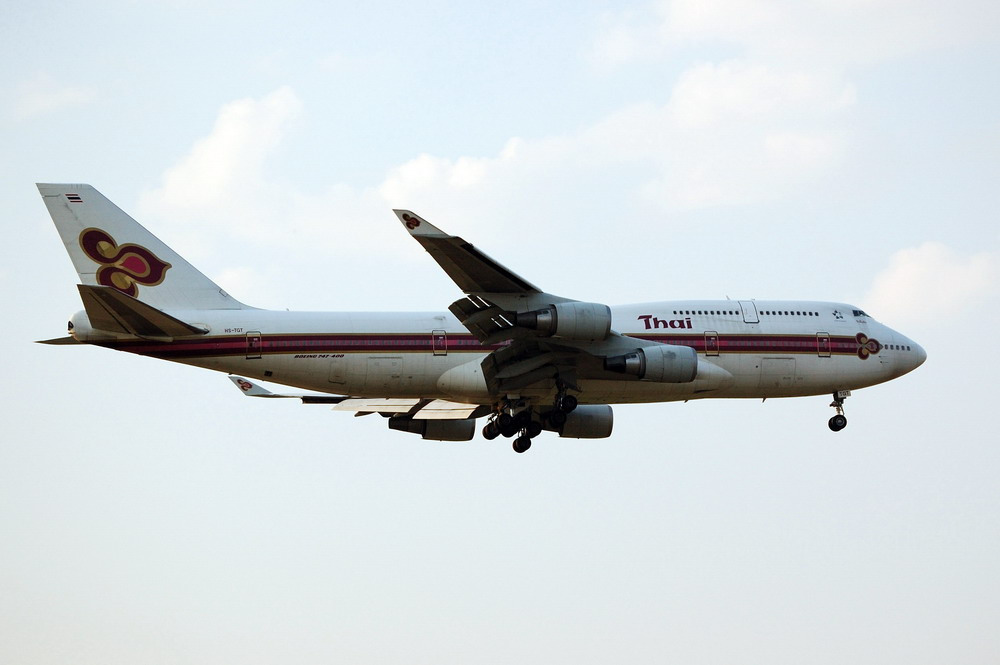 HS-TGT / Thai Airways / Boeing 747-4D7