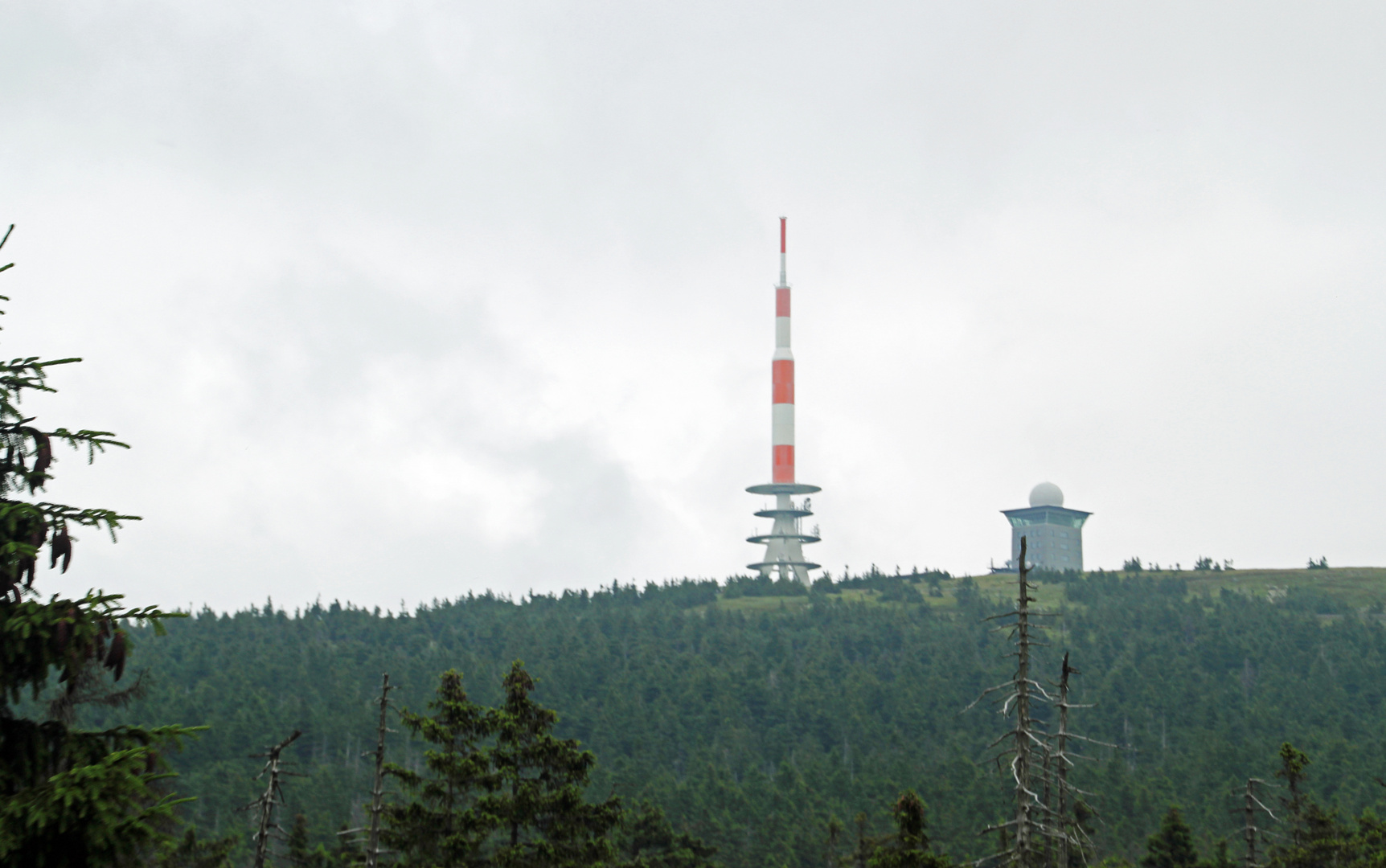 HSB: Fahrt mit der Brockenbahn: Der Brocken ist in Sicht