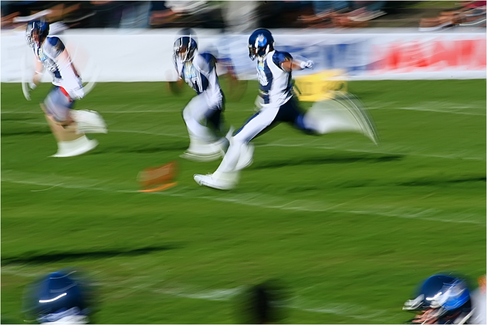 HSV Blue Devils vs. Magdeburg Virgin Guards