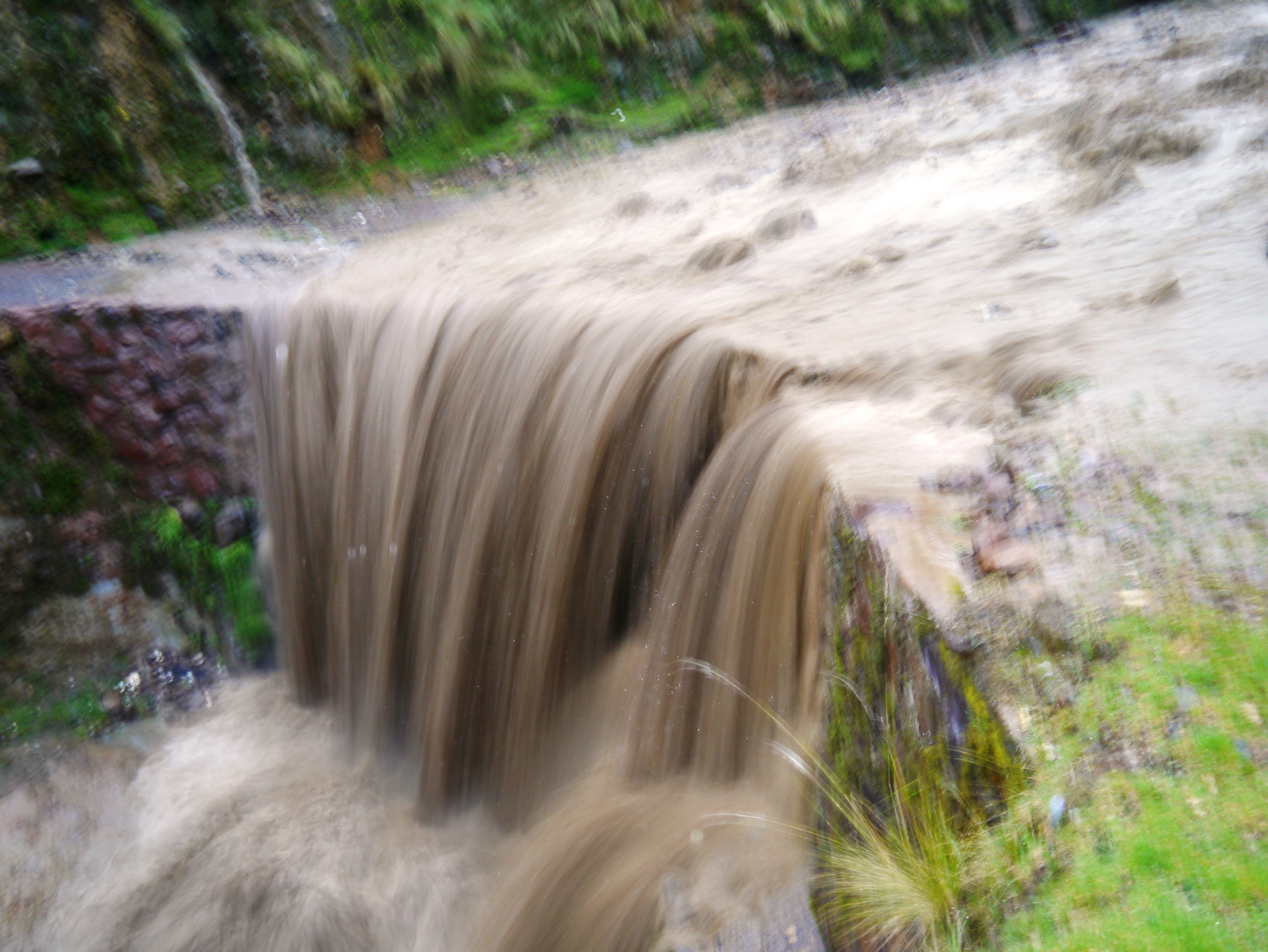 Huaycos y LLuvias en Huancavelica