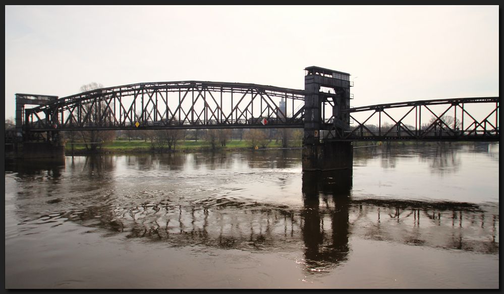 ...HubBrücke...