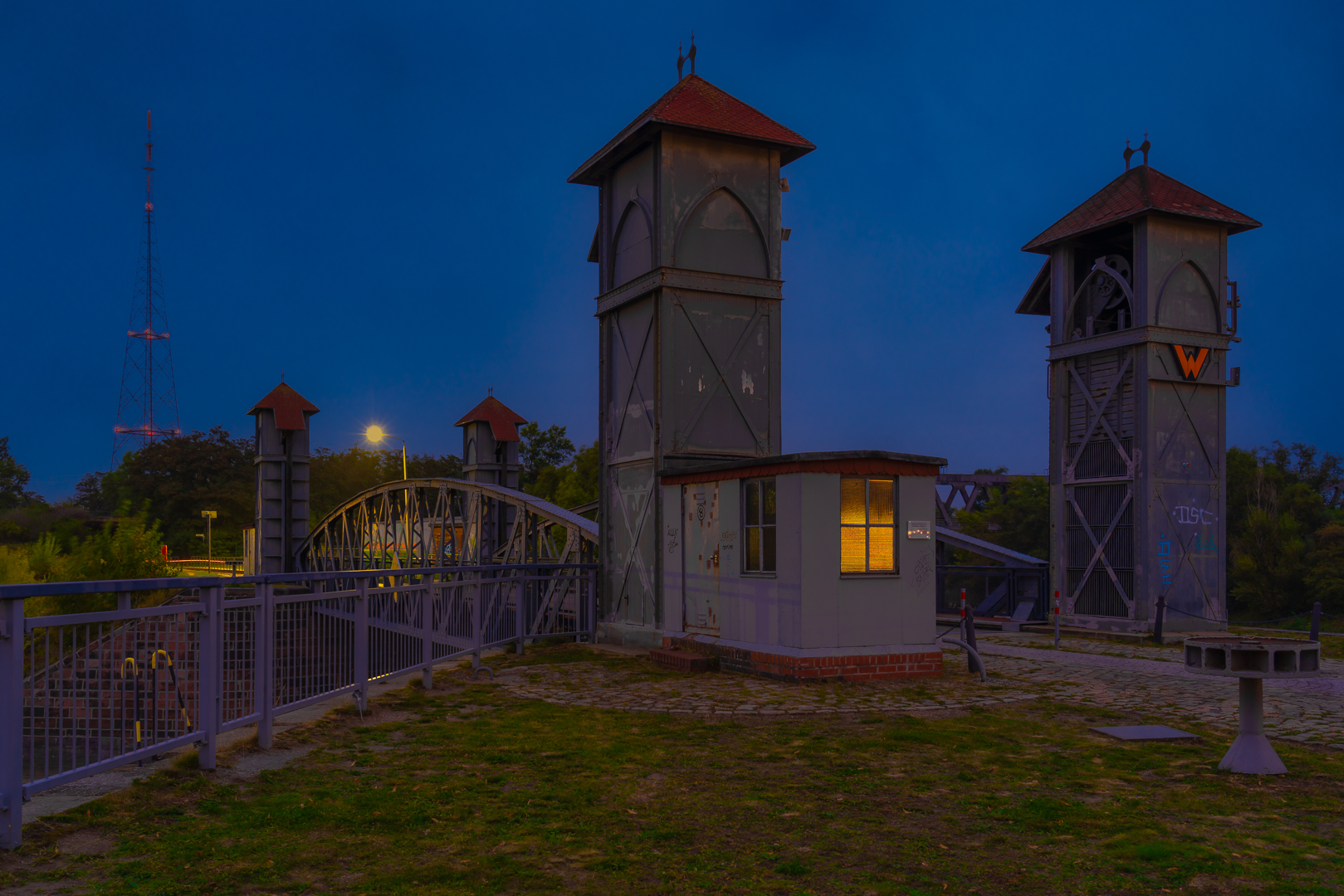 Hubbrücke Handelshafen