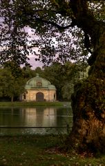 Hubertusbrunnen, am Anfang der Nymphenburger Auffahrtsallee