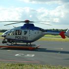 Hubschrauber der Polizei Sachsen auf den Dresdner Flughafen