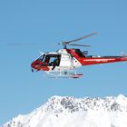 Hubschrauber in den Alpen