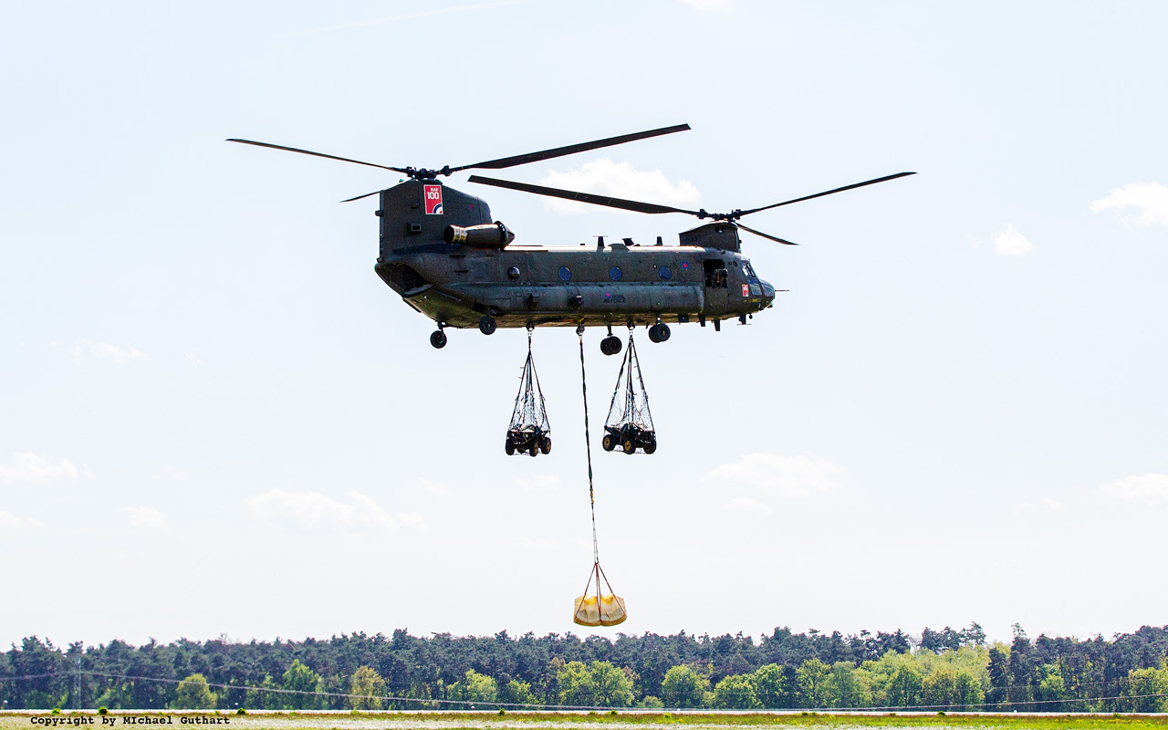 Hubschrauber mit Außenlast