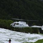 Hubschrauber von AIRWAY.IT im Matschtal beim Glieshof