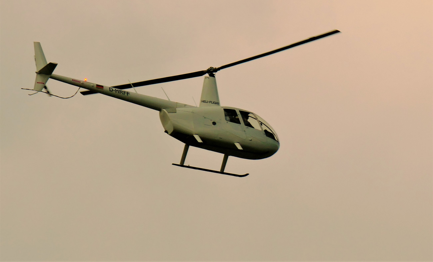 Hubschraubereinsatz (Robinson R44)