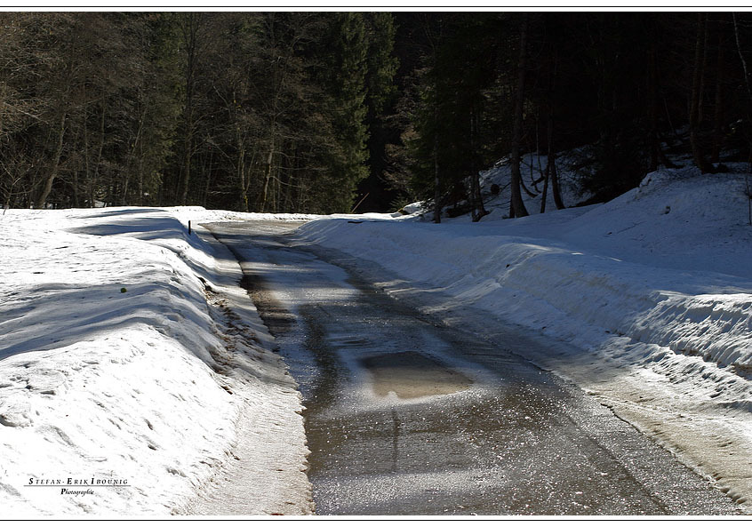 "Huch da hat es ja noch Schnee 2* bei Wertach"