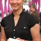 Hübsches Girl auf der CeBIT 2013