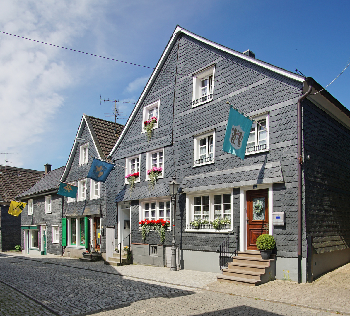 Hückeswagen (26) Foto & Bild schloss, fachwerk, historische häuser