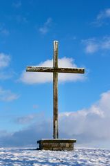 Hügelkreuz oder Gipfelkreuz