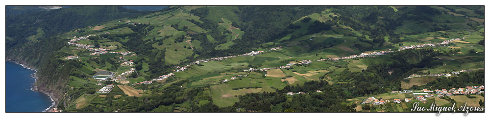 Hügellandschaft oberhalb von Povoacao -2- (Sao Miguel, Azoren)