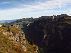 Hütte am Abgrund