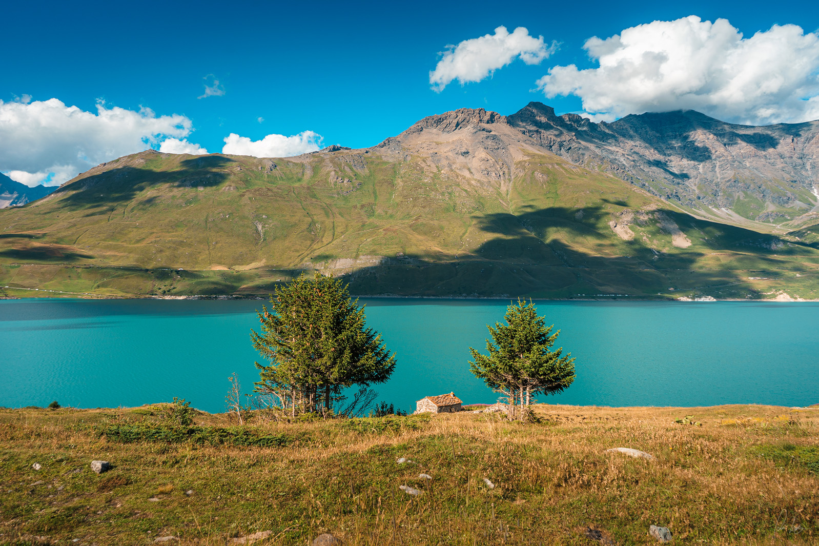 Hütte am Lac du Mont Cenis