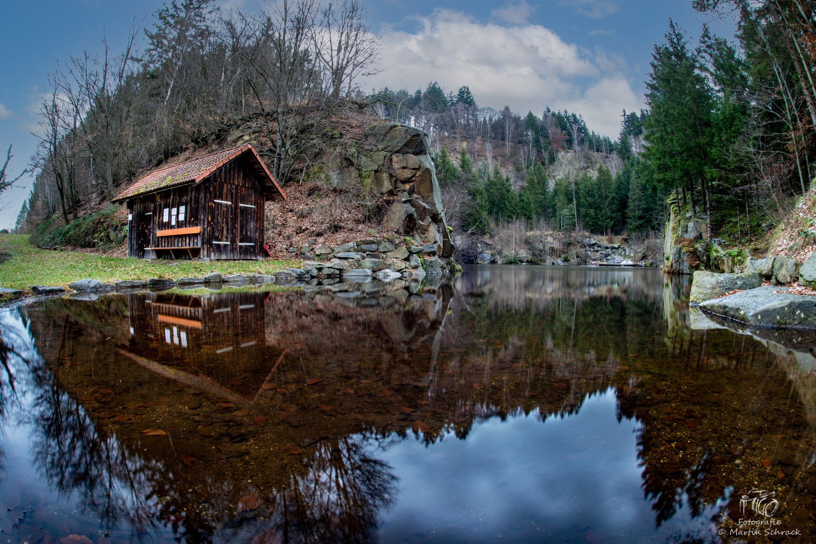 Hütte am See