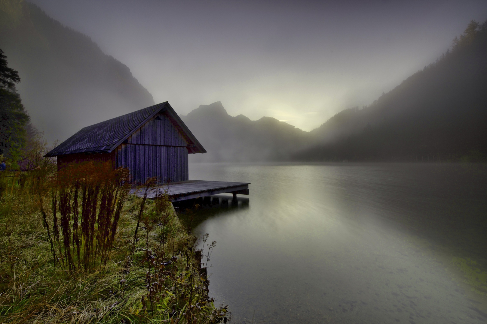 Hütte am See