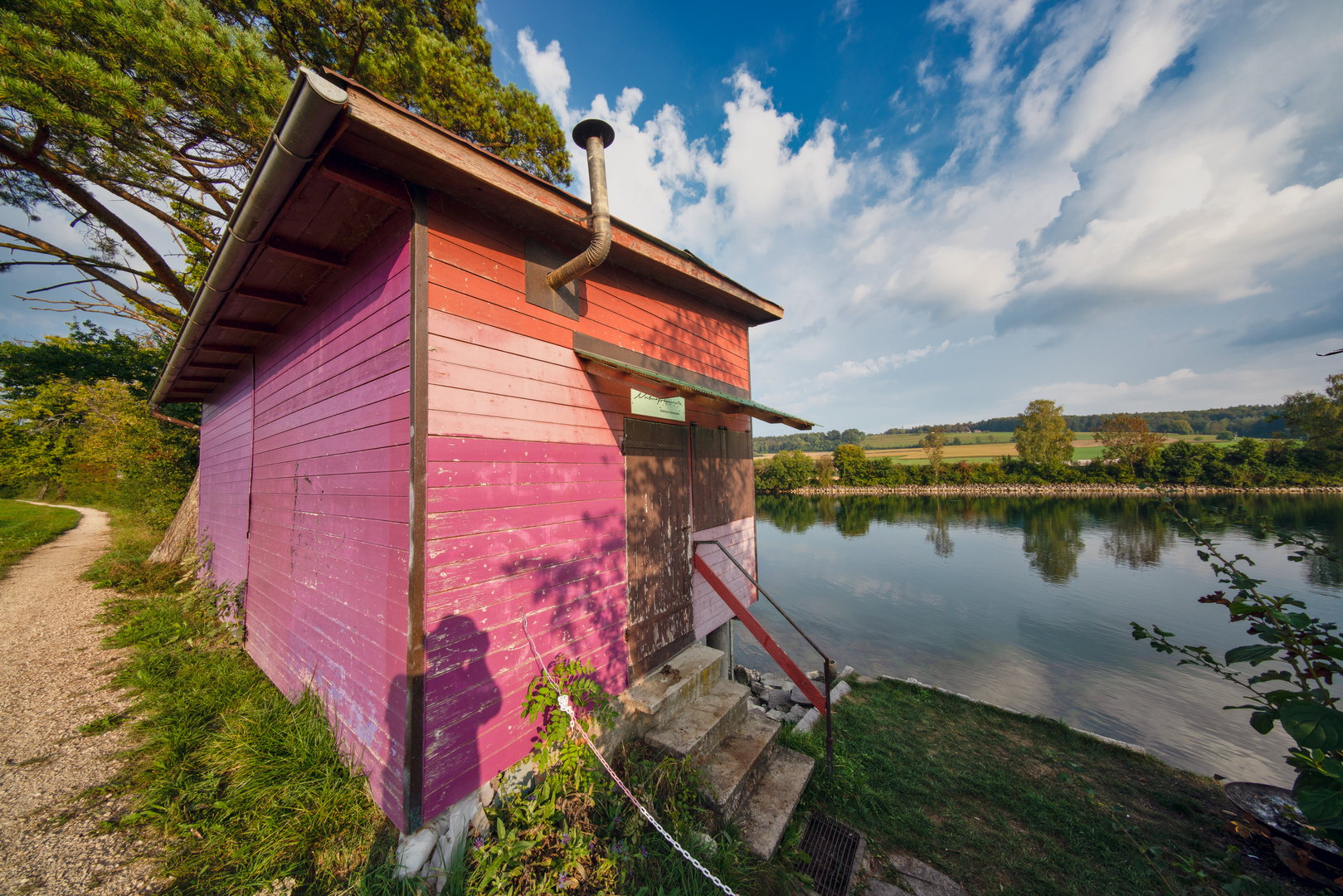 Hütte an der Aare