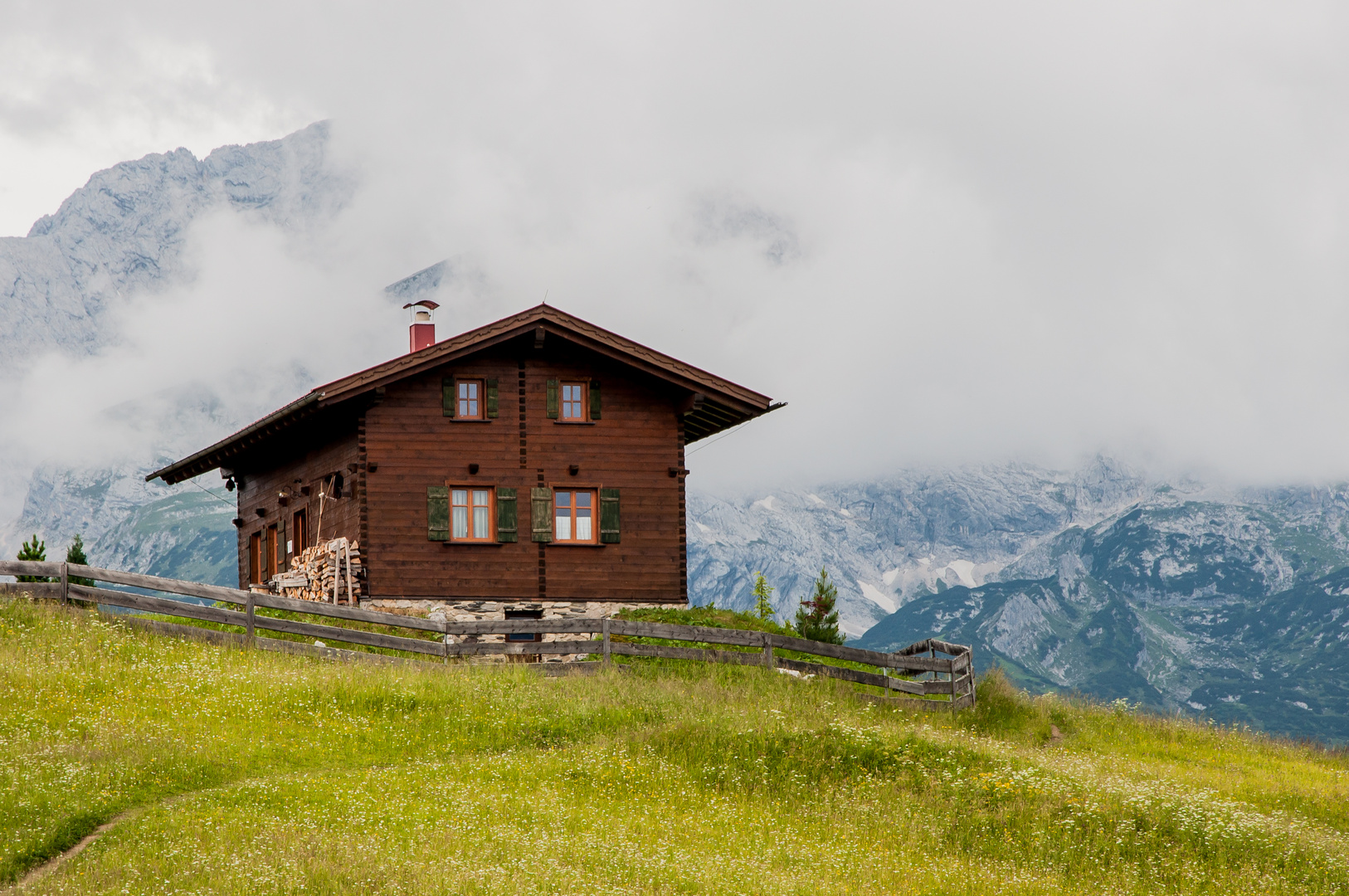 Hütte im grünen