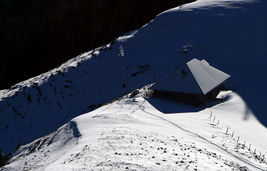 Hütte im Schnee