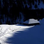 Hütte im Schnee