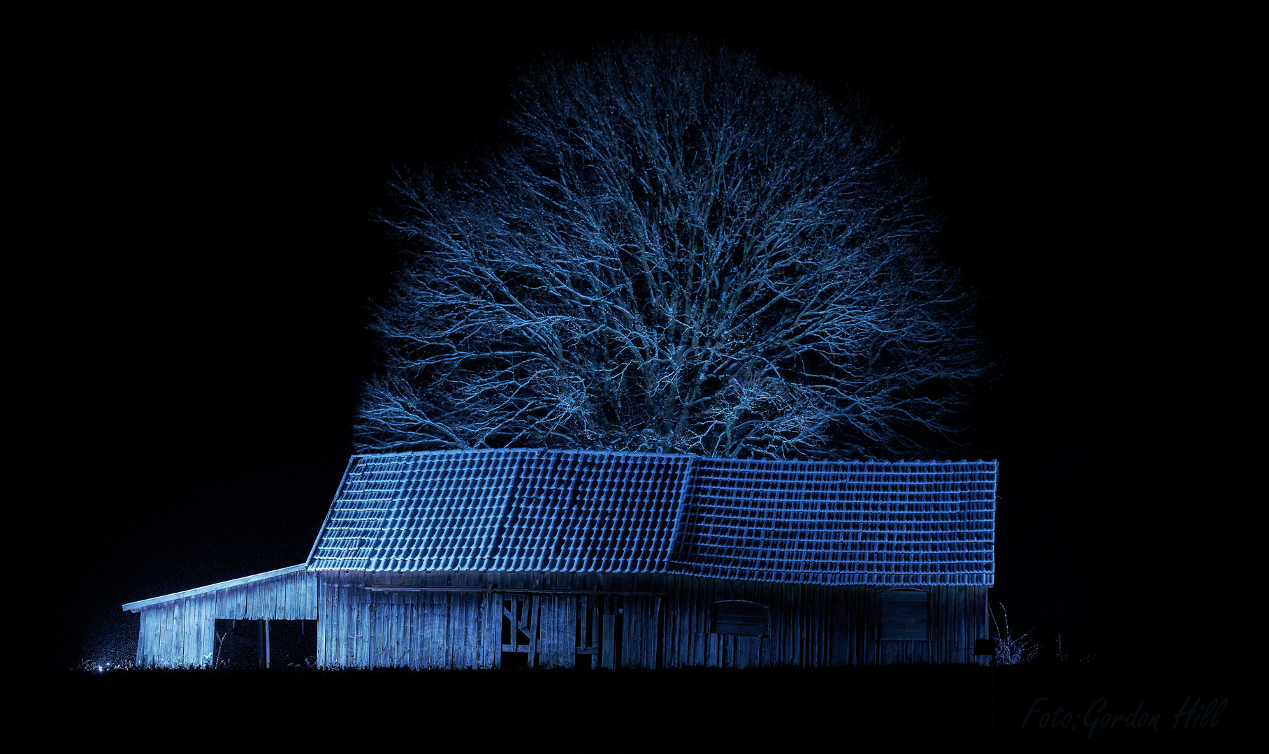 Hütte im schnee