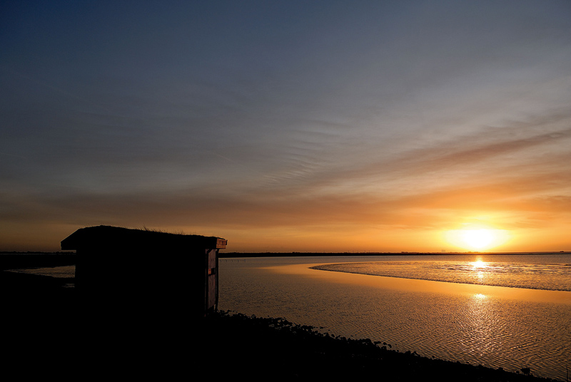 Hütte im Sonnenuntergang