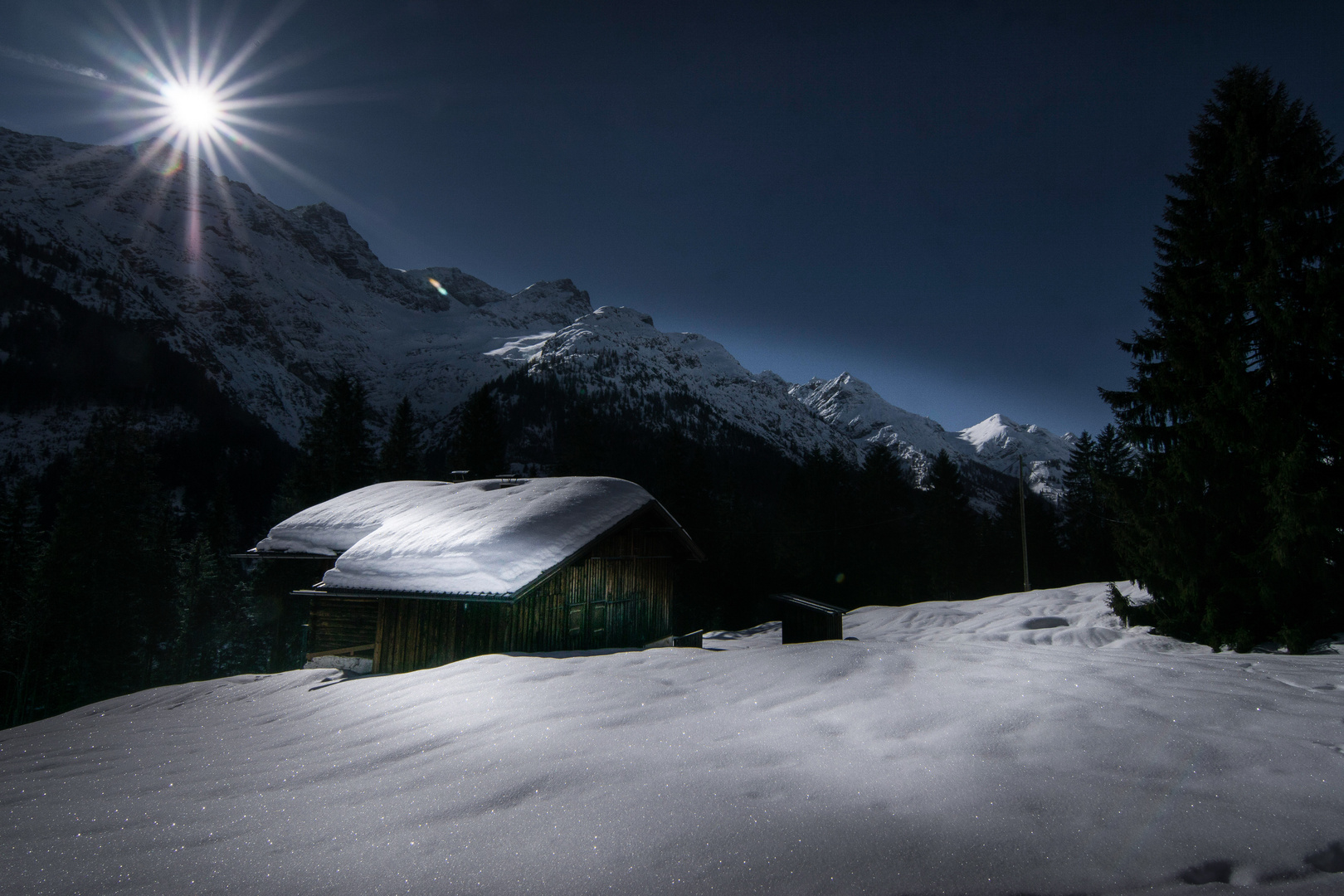 Hütte in den Bergen 