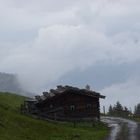 Hütte über den Wolken