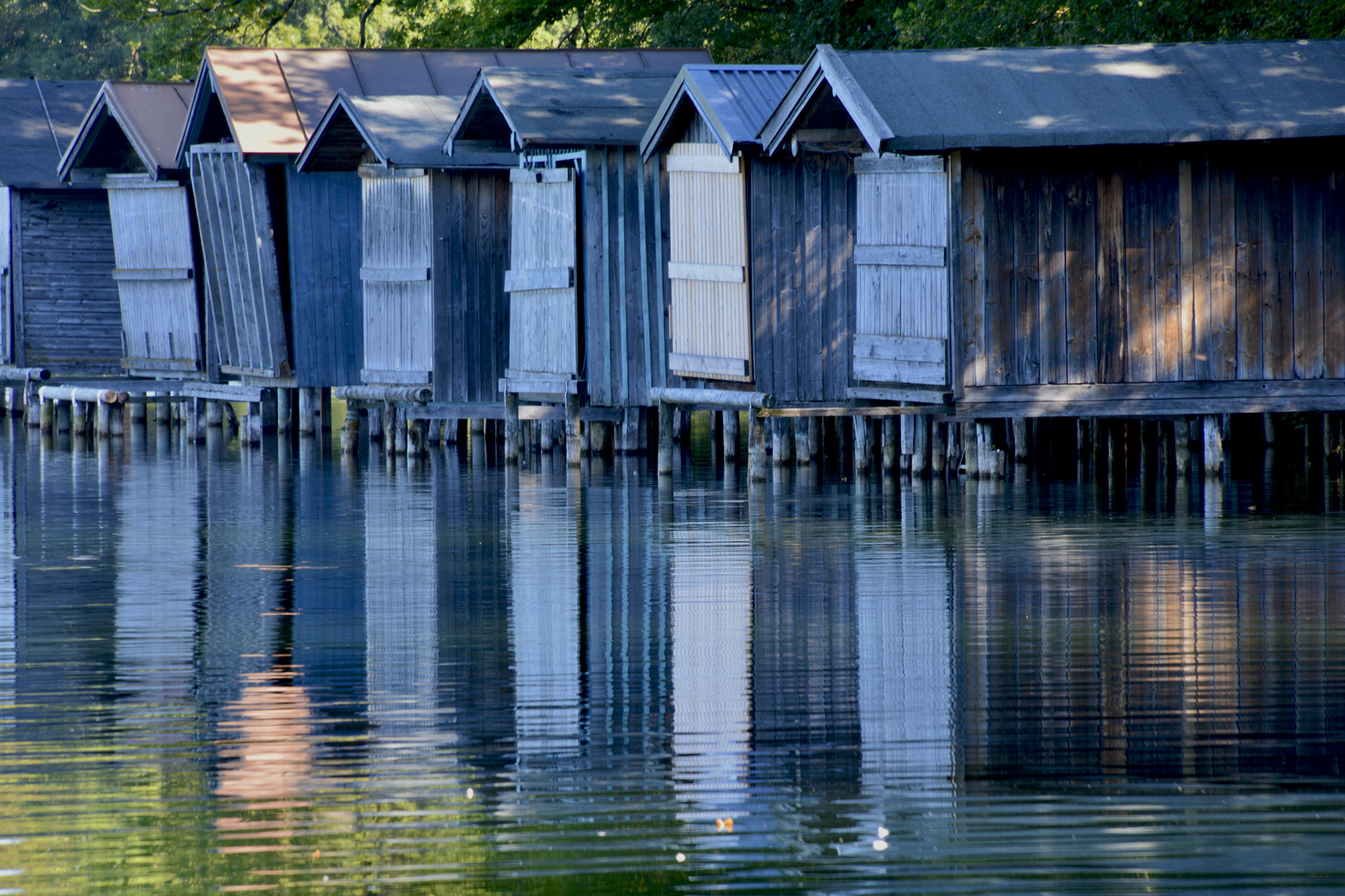 Hütten am See