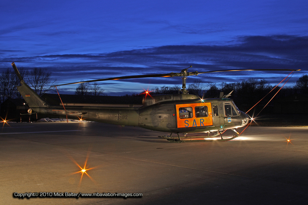 *** Huey by Night - SAR 46 Malmsheim 22012009 ***