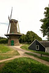 Hulst - Rampart with Mill "de Stadsmolen" - 02