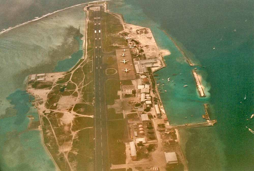 Hulule Airport Maldives (1996)