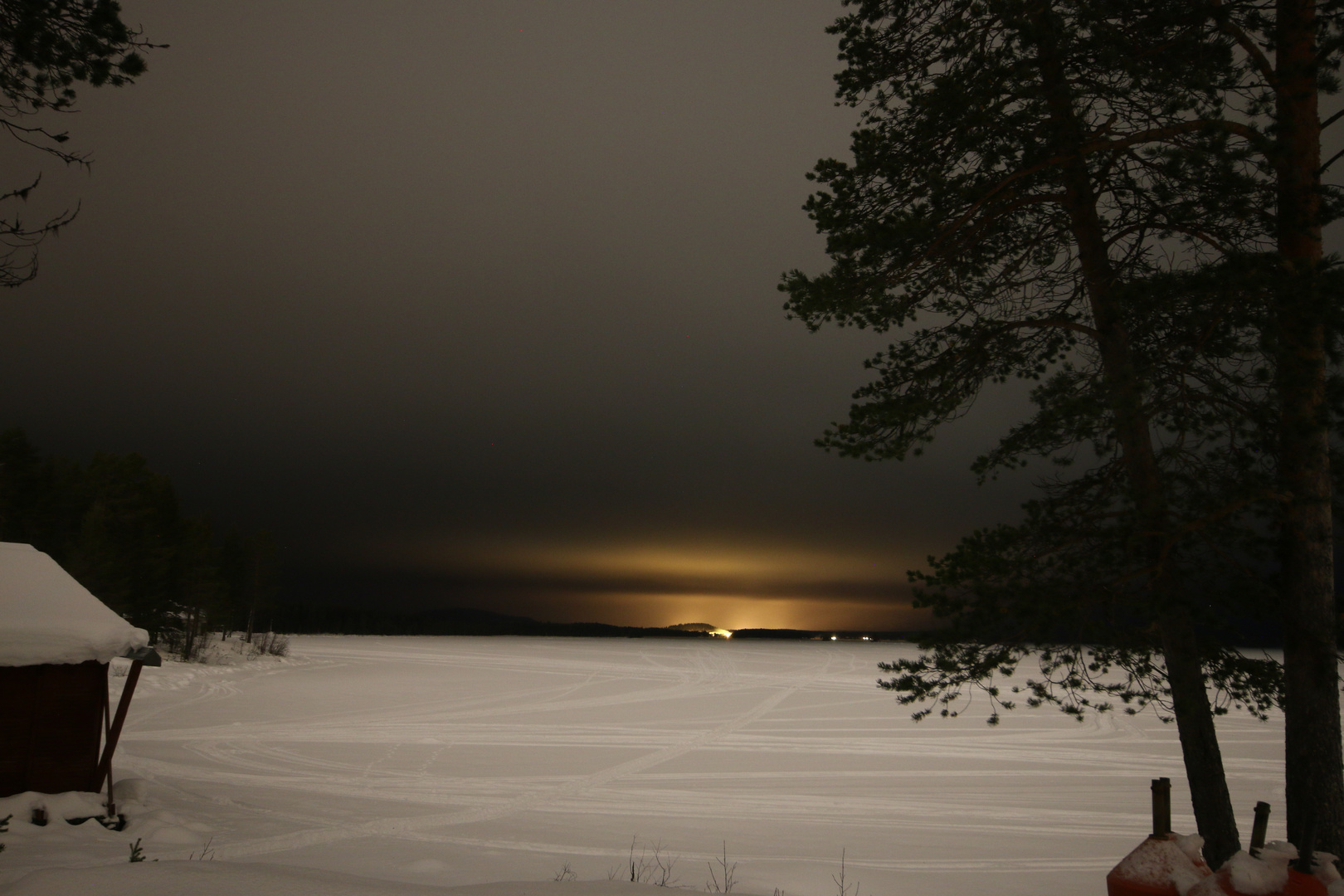 human sunset @ lake Arvidsjaur