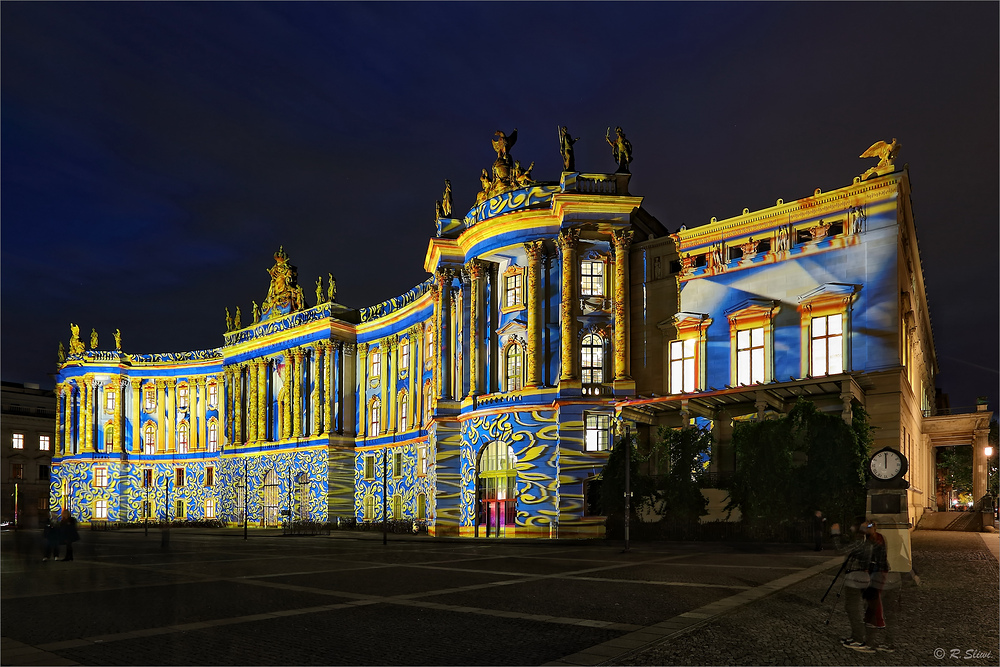 HUMBOLDT UNIVERSITAET