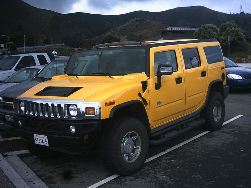 Hummer in San Francisco Golden Gate Bridge