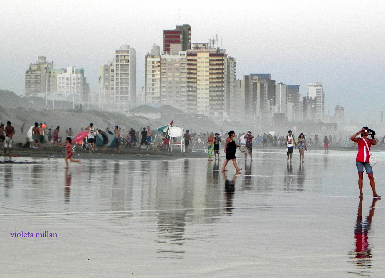 humo en la playa