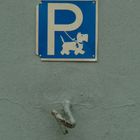 Hundeparkplatz ?? na wenigstens noch kostenlos !